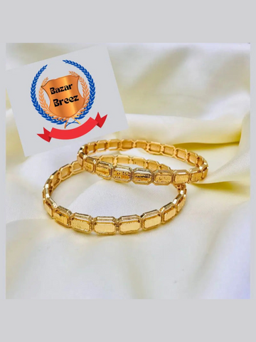Punjabi-style kangan with a desi touch that shines like gold.
