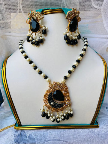 Zircon Black Mala Set – Elegant & Stylish Black Mala Necklace for Women in Pakistan
