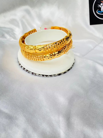 ✨A Style of Beauty – Bangles with a Blend of Tradition and Modernity"
